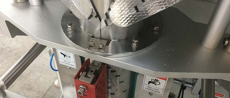 vertical form fill and seal machines